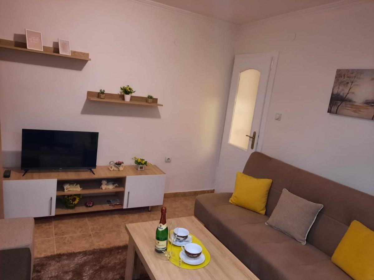 Apartman Rada 2 Bijeljina Dış mekan fotoğraf